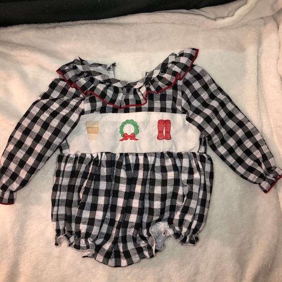 Babygirl clothes - Picture 4 of 6
